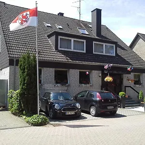 Haus Mariandl 2*, Düsseldorf Deutschland